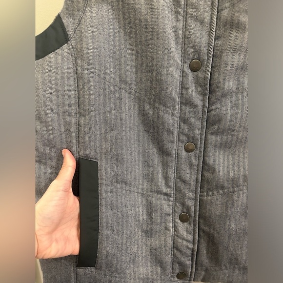 Marmot Reversible Vest Men’s Medium Grey Geometric Button Up - Picture 5 of 11